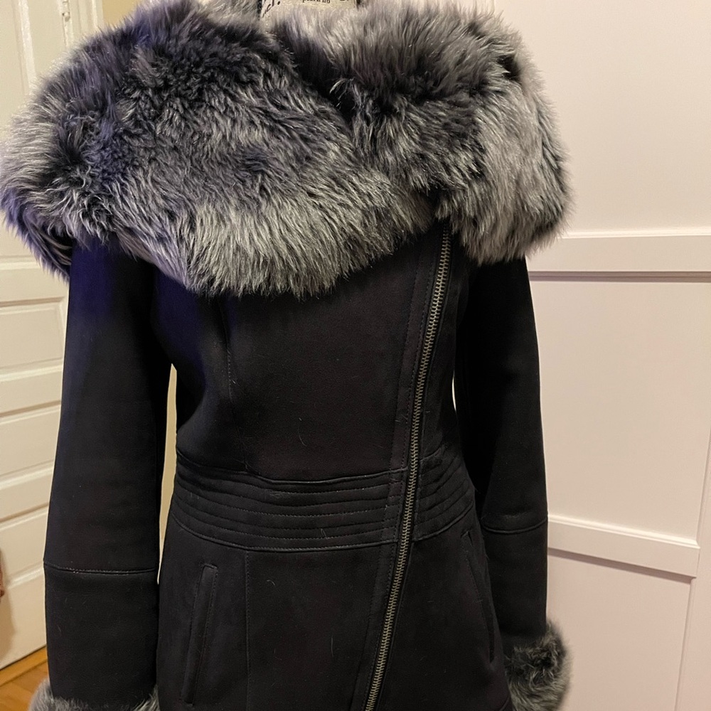 Black Long Haired Tuscana Sheepskin Shearling Leather Coat with Plush Fur. NWOT